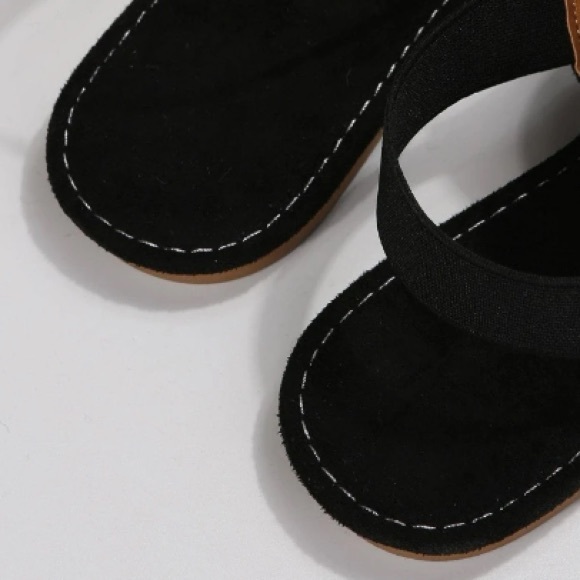 Black Women's Sandals - Picture 4 of 5